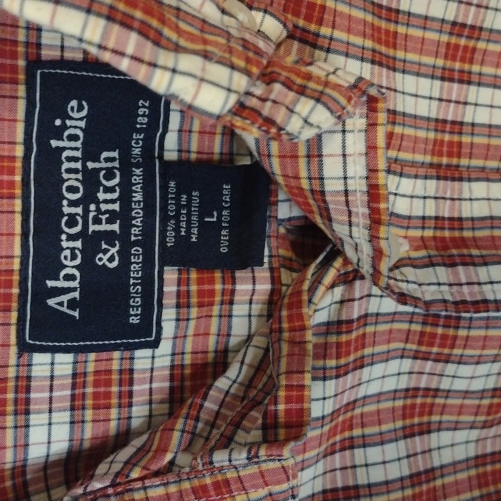 Abercrombie & Fitch Men's Large Muscle Fit Red Plaid Shirt